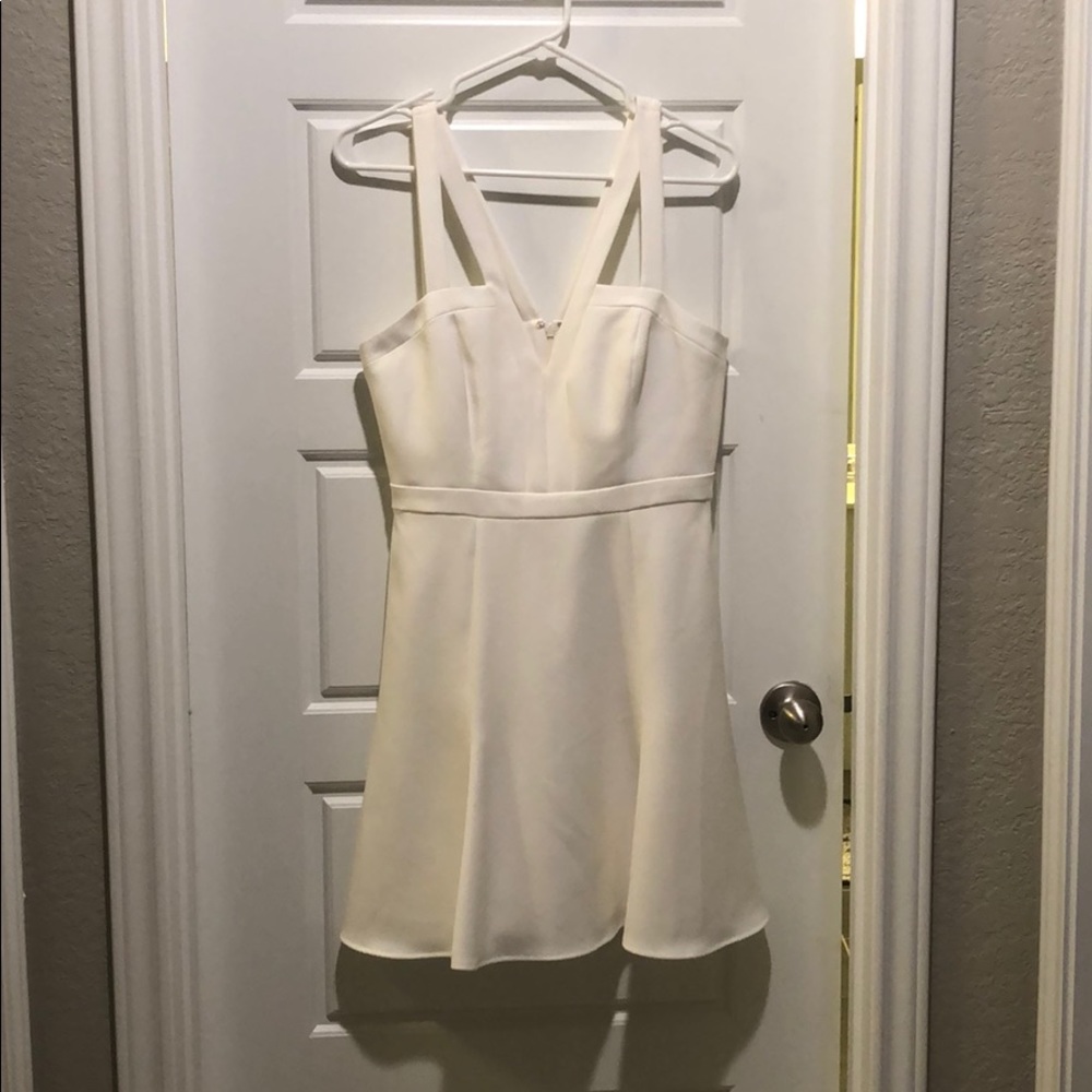 BCBG MAXaRIA white dress